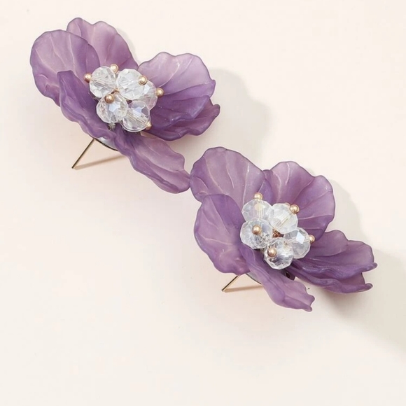 Flower Earrings - Picture 3 of 7